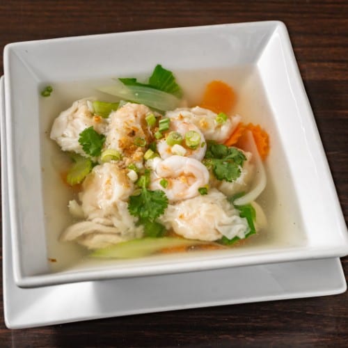 Wonton Soup (24 oz).